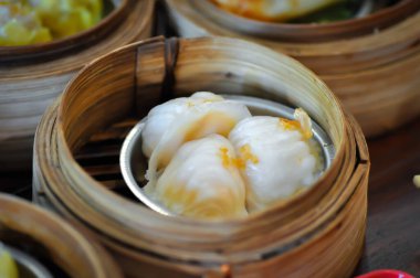 Har gow, Çin buğulanmış hamur köftesi ya da buharda pişmiş top ya da Dim Sum ya da Çin mantısı ya da ha gow ya da ha koa ya da hau kau