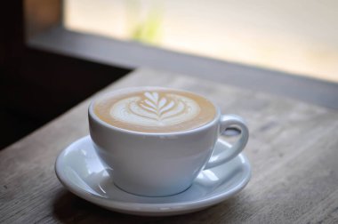 sıcak kahve, cappuccino kahve ya da latte kahve ya da sade beyaz ya da latte sanat hizmeti için.