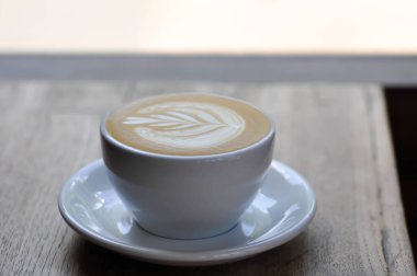 sıcak kahve, cappuccino kahve ya da latte kahve ya da sade beyaz ya da latte sanat hizmeti için.