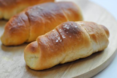 Shio Pan, Salzstangerl ekmeği ya da Avusturya ekmeği ya da tepside Japon ekmeği