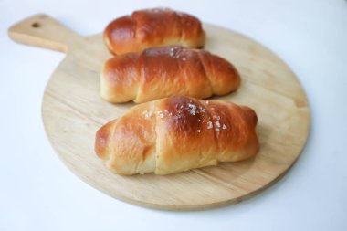 Shio Pan, Salzstangerl ekmeği ya da Avusturya ekmeği ya da tepside Japon ekmeği