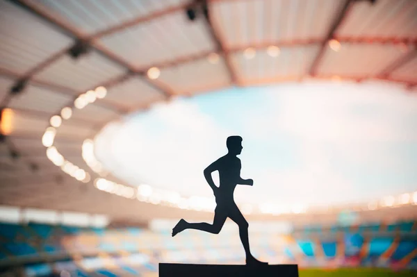Silhouette Male Athlete Dedicated Runner Showcasing Tenacity Amidst Serene Evening — Stock Photo, Image