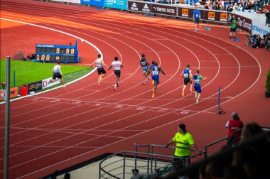 OSTRAVA, CZECHIA, 27 Haziran 2023: Budapeşte 'de Dünya ve Paris' te Oyunlar İçin Hızlı Yarış Yarışları Zirvesi