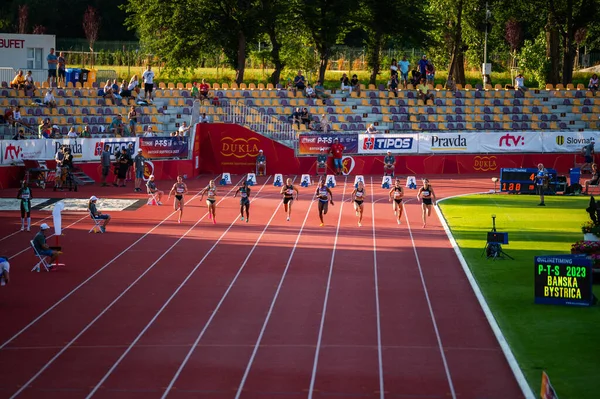 Bystrica Slovacchia Luglio 2023 Sprinters Femminile Navigare 100M Gara Con — Foto Stock