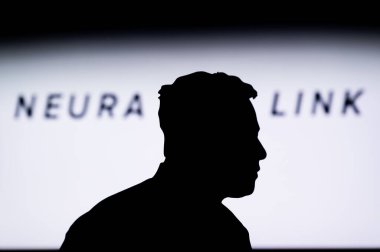 California, ABD, 30. Nöroalink 'in şirketinin logosu, insan beynine ilk kez çip yerleştiren iş adamı Elon Musk' un siluetini içeriyor.