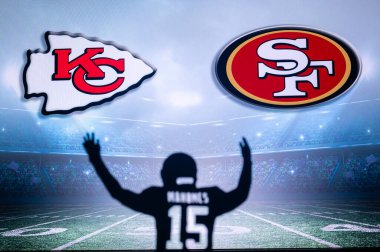 LAS VEGAS, NEVADA, ABD, JANUARY 29, 2024: Patrick Mahouse siluet Super Bowl LVIII, 58. Super Bowl, Kansas City Chiefs vs. San Francisco 49 'lular Allegiant Stadyumu' nda. NFL finalleri,