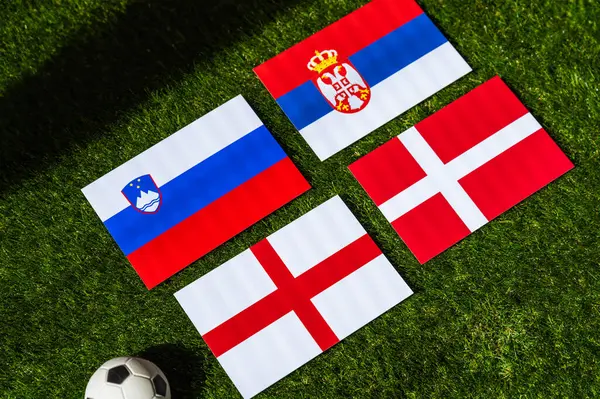 Словения Берет Себя Ответственность Группу Флаги Словении Дании Сербии Англии — стоковое фото