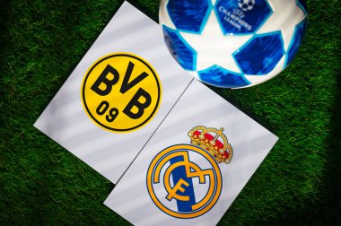 Londra, İngiltere, 10 Mayıs 2024: Borussia Dortmund (GER) - Real Madrid (ESP). 2024 UEFA Şampiyonlar Ligi finali. UCL futbol final maçı Wembley Stadyumu 'nda. Yeşil çimlerin üzerinde resmi futbol topu
