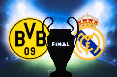 LONDON, ENGLAND, 10 Mayıs 2024: UEFA Şampiyonlar Ligi finali 2024 Borussia Dortmund (GER) - Real Madrid (ESP) maçı Londra 'daki Wembley Stadyumu' nda oynandı. Resmi Kupanın Silueti