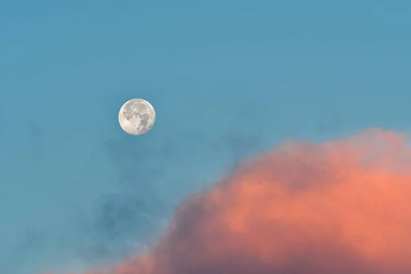 Lua Cheia Céu Satélite Natural Visível Solo Disco Redondo Com — Fotografia de Stock