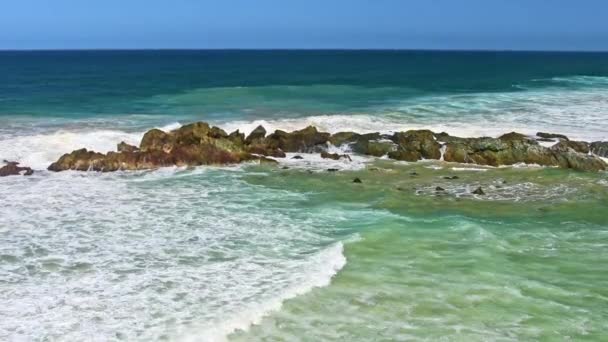 Costa Australiana Vista Penhasco Para Oceano Azul Com Uma Costa — Vídeo de Stock