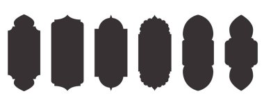 Ramazan çerçevesi şeklinde. İslami pencere ve kapı simgeleri ayarlandı. Arap doğu kemerleri. Geleneksel Arabesk şablonlarının siluetleri. Vektör.