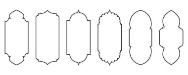 Ramazan penceresi ve kapı çerçeveleri. Süslü İslami kemerler. Doğulu tasarım elemanları. Arabesk ve Türkçe özet etiketleri. Vektör dekor ayarlandı.