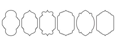 Ramadhan pencere çerçevesi şekilleri. İslami kemer ve kapı vektör çizgisi. Müslüman süs etiketi. Tasarım elementleri beyaz arkaplanda izole edildi. Dekorasyon için geleneksel vintage simgeler.