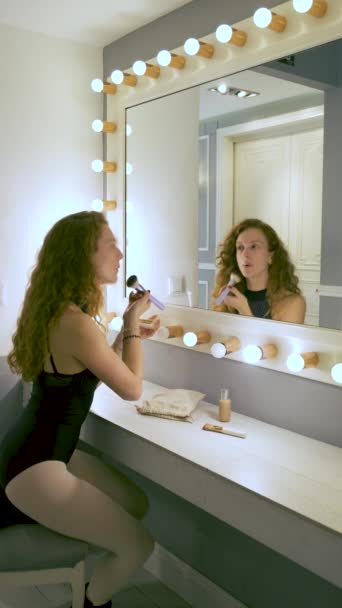Young Caucasian Ballerina Putting Make Front Mirror — Vídeos de Stock