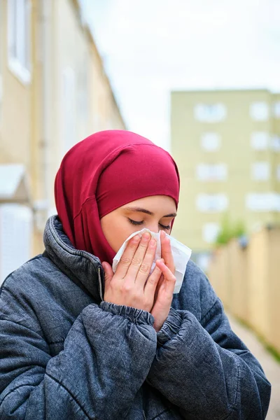 Portrait Muslim Young Woman Hijab Coat Blowing Her Nose Tissue — Stok Foto