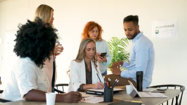 Business People Doing Team Building Informal Talking Coffee Break Coworking — Stock Video