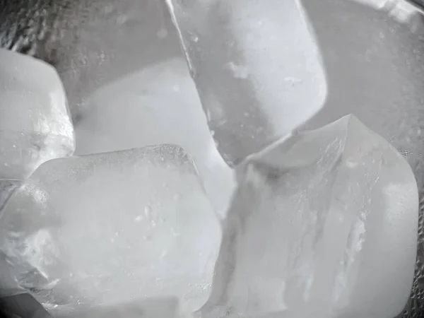 マクロビューでの氷のキューブ — ストック写真
