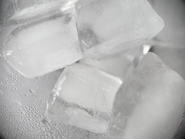 Makro görünümde buz küpleri