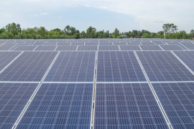 Fotovoltaik güç tedarik sistemleri. Güneş Enerjisi Panelleri. Güneş enerjisi santrali. Ekolojik yenilenebilir enerji kaynağı. - Görüntü