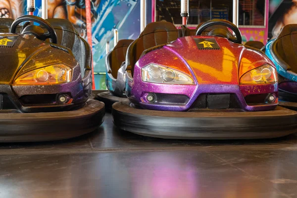 Carros Coloridos Scooter Carro Parque Diversões — Fotografia de Stock