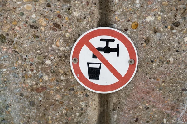 Znak Ogłoszeniem Nie Wody Pitnej Mieście — Zdjęcie stockowe