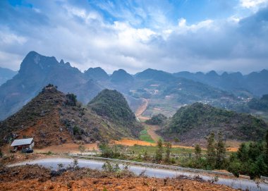 Yeni yılda Ha Giang, Vietnam 'da dağlık bir arazi.