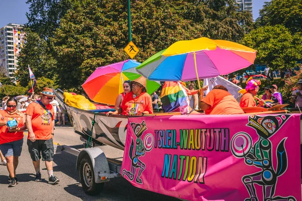 Vancouver Kanada Lipca 2022 Podczas Pride Parade Grupa Tsleil Waututh — Zdjęcie stockowe