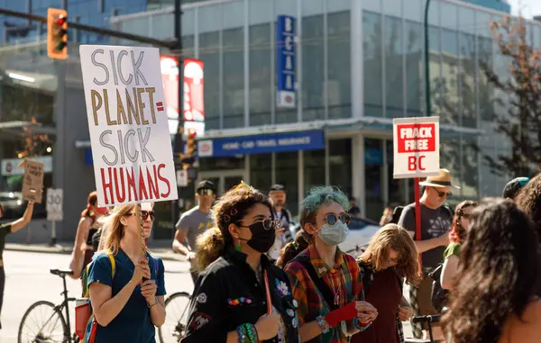 Vancouver Canada September 2023 View Sign Sick Planet Sick Humans — Stock Photo, Image