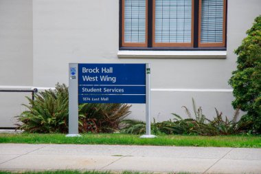 Vancouver, Kanada - 3 Eylül 2021: 1874 Doğu Alışveriş Merkezi, Vancouver 'daki Brock Hall West Wing Binası