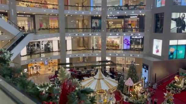 Kuala Lumpur Malasia Enero 2024 Vasto Interior Del Pavilion Mall — Vídeo de stock