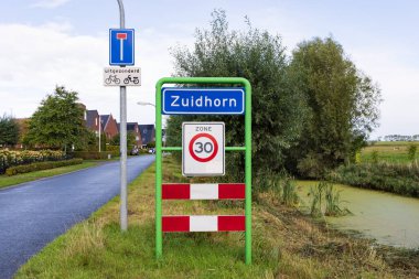 Zuidhorn, Hollanda - 25 Eylül 2022: Zuidhorn, Hollanda 'nın batı bölgesi Groningen Belediyesi