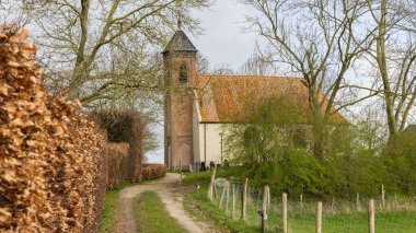 Hollanda 'nın Dorkwerd belediyesinden Chruch Groningen.