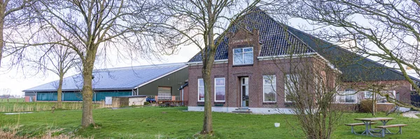 Gaaikemadijk Ολλανδία Μαρτίου 2023 Μεγάλο Αρχοντικό Κατά Μήκος Του Δήμου — Φωτογραφία Αρχείου