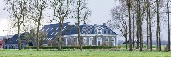 Gaaikemadijk Nederländerna Mars 2023 Stort Herrgårdshus Längs Gaaikemadijk Kommun Westerkwartier — Stockfoto
