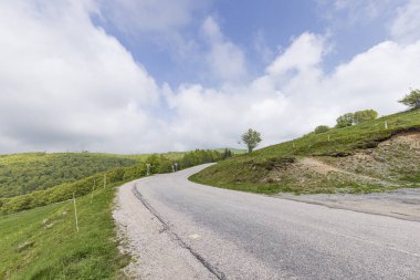 Fransa 'nın Vosges bölgesinde Kretes Çevre Yolu