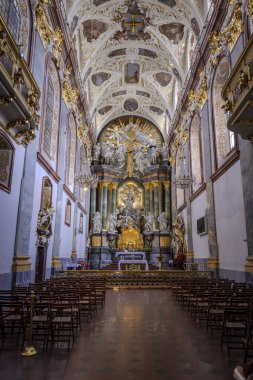 Czestochowa, Polonya - 19 Temmuz 2023: Jasna Gora manastırı ve kilisesi. Polonya 'daki Czestochowa' da Siyahi Madonna mucizevi ikonuna sahip Katolik hac alanı.