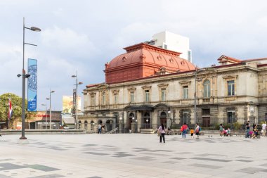 San Jose, Kosta Rika - 26 Mart 2024: San Jose 'nin başkenti Kosta Rika' nın merkezinde bulunan De la Cultura Meydanı