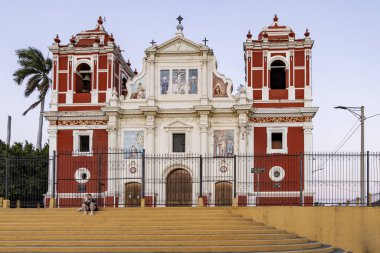 Leon, Nikaragua - 17 Mart 2024: Calvary Kilisesi Leon in Nikaragua 'daki İsa' nın tatlı adı