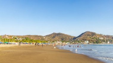 San Juan del Sur, Nikaragua - 23 Mart 2024: Güneybatı Nikaragua 'daki Rivas bölgesinde Pasifik Okyanusu kıyısındaki San Juan del Sur sahil kasabası.