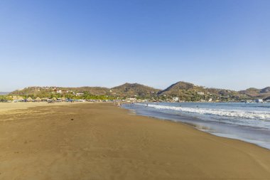 San Juan del Sur sahil kasabasının güneybatı Nikaragua 'daki Rivas bölgesinde Pasifik Okyanusu kıyısındaki Beatuiful Körfezi ve Plajı.