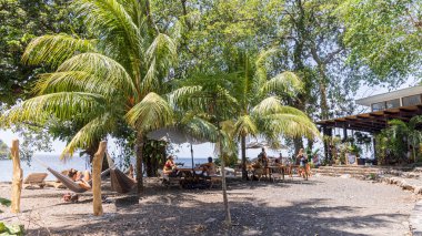 Ometepe, Nikaragua - 21 Mart 2024: El Pital Ometepe Çikolata Cenneti Nikaragua 'nın güneybatısındaki Cocibolca Gölü' nde.