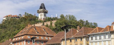 Avusturya 'nın Stiermarken bölgesindeki Graz Saat Kulesi manzarası
