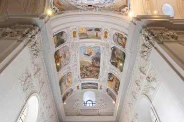 Graz, Avusturya - 6 Eylül 2024: İmparator II. Ferdinand 'ın Anıtmezarlığı, Avusturya' nın Stiermarken bölgesindeki Graz şehrinde bulunan Taç olarak da bilinir.