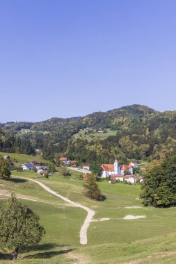 Slovenya 'nın Podcetrtek kentindeki güzel Olimje manastırının manzarası