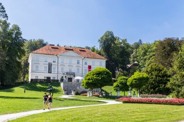 Ljubljana, Slovenya - 31 Ağustos 2024: Tivoli Parkı ve Ljubljana 'nın başkenti Slovenya