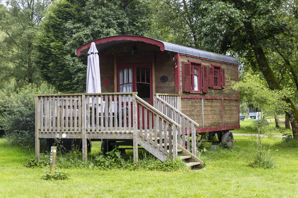 Крошечные домики для отдыха в кемпинге