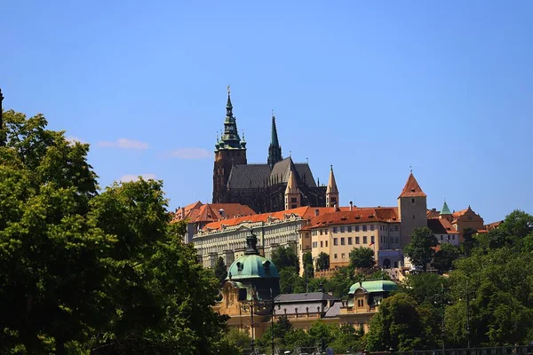 布拉格城堡布拉格市中心的旧城堡 — 图库照片