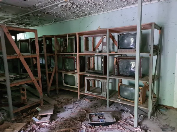 Shop Chernobil Radioactive Vehicles Graveyard Chernobyl Summer Season Exclusion Zone — Stock Photo, Image
