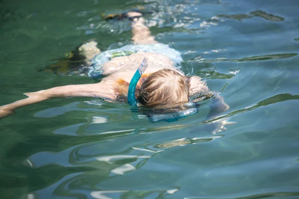 Niños Haciendo Snorkel Playa Divertida Los Niños Buceando Mar Tropical — Foto de Stock